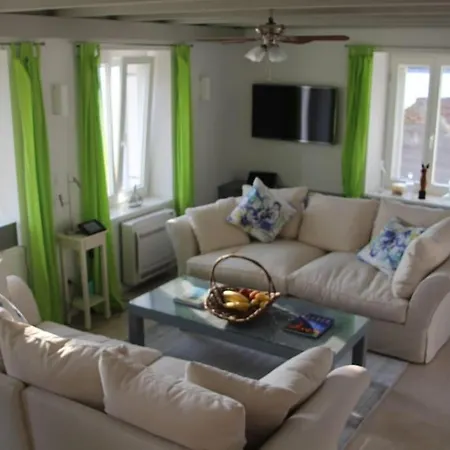 Villa Jasmine Luxury House With Private Pool, Spacious Terraces And Spectacular Sea Views *