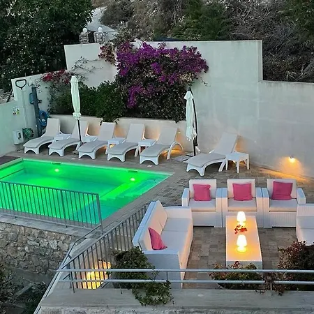 Jasmine Luxury House With Private Pool, Spacious Terraces And Spectacular Sea Views Villa *