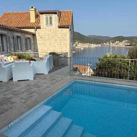 Jasmine Luxury House With Private Pool, Spacious Terraces And Spectacular Sea Views