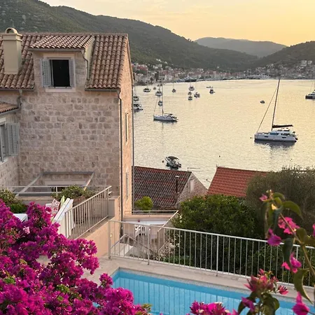 Jasmine Luxury House With Private Pool, Spacious Terraces And Spectacular Sea Views * Vis