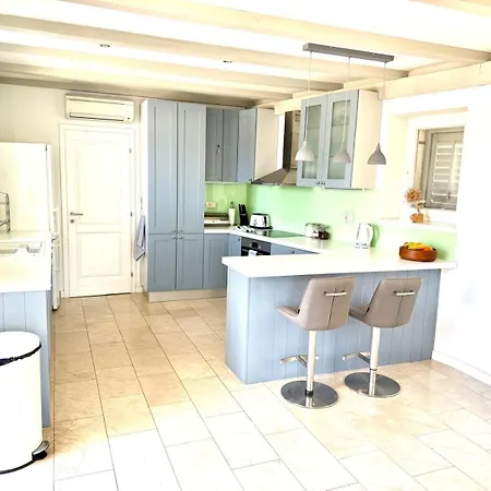 Vila Jasmine Luxury House With Private Pool, Spacious Terraces And Spectacular Sea Views *